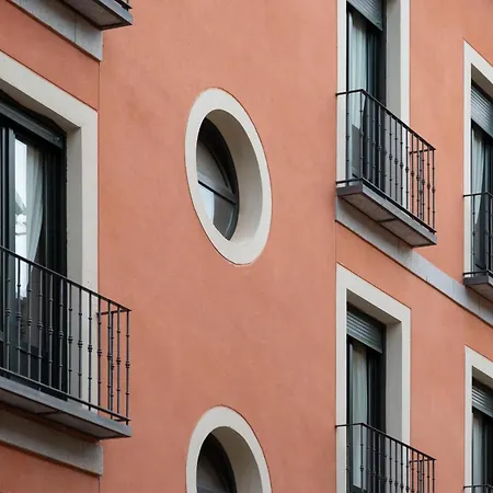 Hospedium La Farm 2*