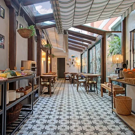 Hospedium La Farm 2*