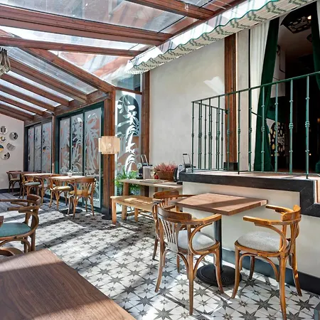 Hotel Hospedium La Farm 2*