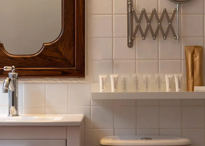 Hospedium La Farm Hotel