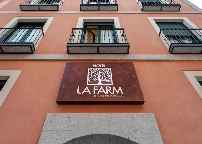 Hotel Hospedium La Farm