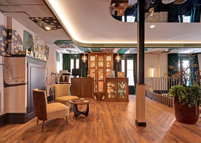 Hospedium La Farm Hotel 2*