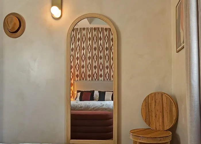 Hospedium La Farm Hotel 2*